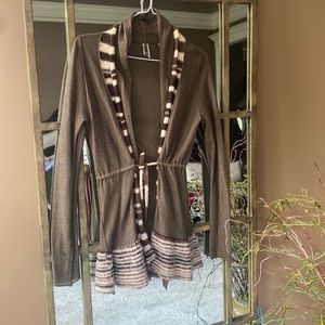 BKE small cardigan for women